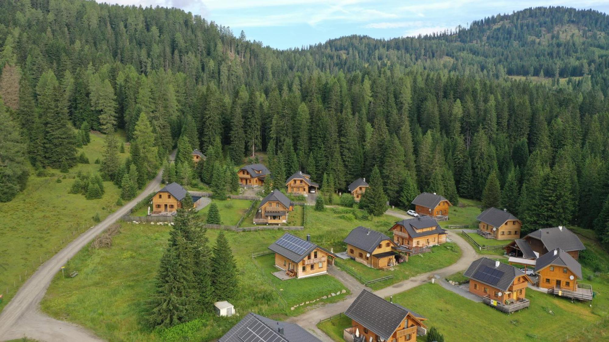 Almhaus & Almchalet Flattnitz Exterior photo